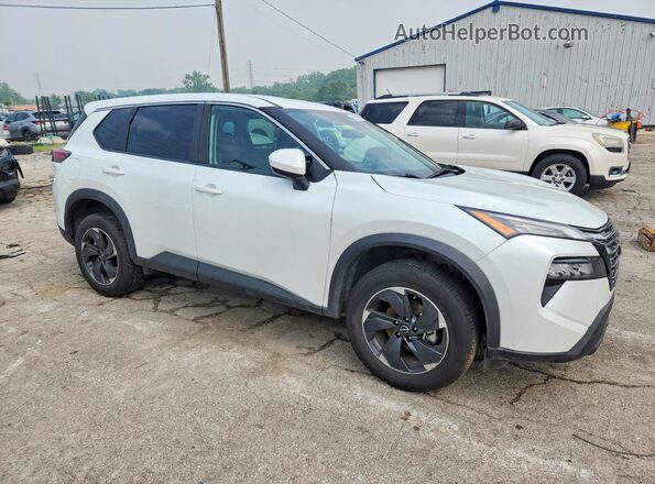 5N1BT3BA4RC682489 2024 NISSAN ROGUE White Դիմացի տեսք