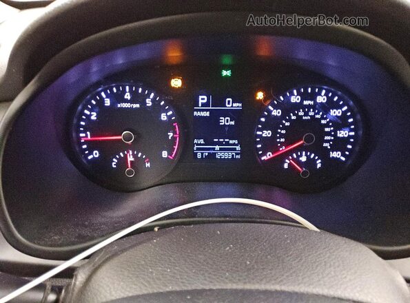 3KPA24AB5KE187963 2019 KIA RIO White Widok zestawu wskaźników