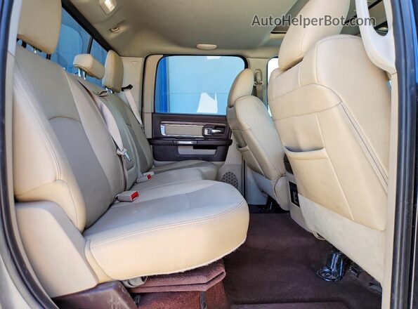 1C6RR7VM1HS748975 2017 RAM 1500 Blue Rear interior view