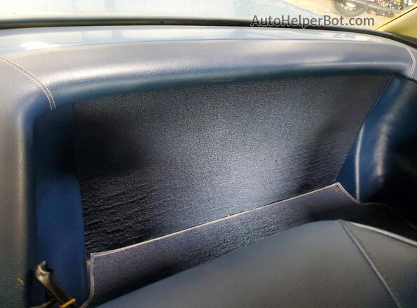 10704412035861 1977 MERCEDES-BENZ 450 Blue Vista interior trasera