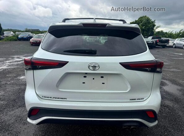 5TDKDRBH5RS571787 2024 TOYOTA HIGHLANDER White Սալոնի դիմացի տեսք