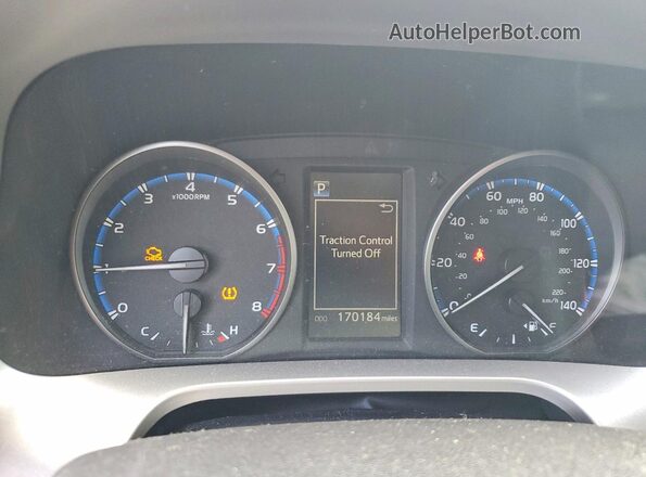 JTMZFREV2HJ128745 2017 TOYOTA RAV4 White Widok tylnych siedzeń