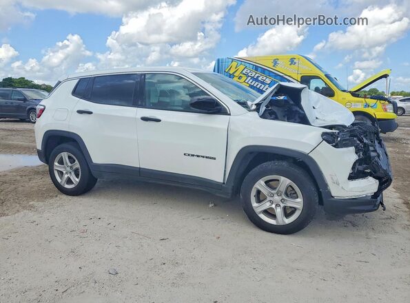 3C4NJDAN8PT507634 2023 JEEP COMPASS White Front view