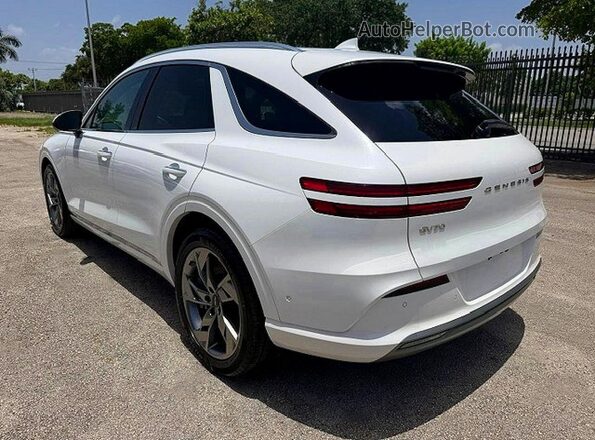 5NMMCET15SH005210 2025 GENESIS G70 White Հետևի աջ