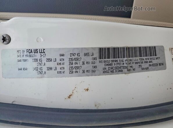 2C4RC1BG5HR739302 2017 CHRYSLER PACIFICA White Սալոնի 360 աստիճան տեսք