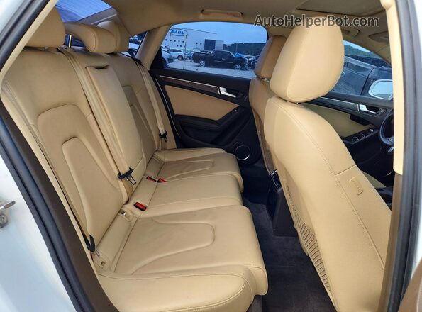 WAUFFAFL1GN007758 2016 AUDI A4 White Вид задньої частини салону