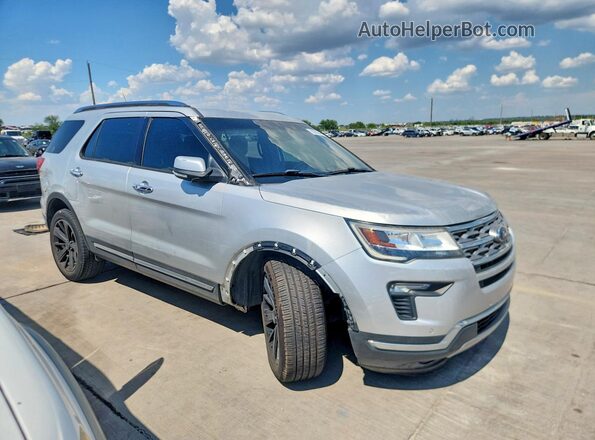 1FM5K7F83JGA81862 2018 FORD EXPLORER Серебряный Вид спереди