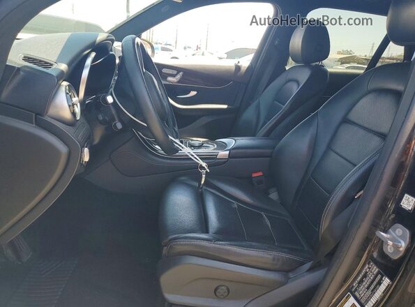 WDC0G4KB6KF581080 2019 MERCEDES-BENZ GLC-CLASS Black Вид панелі приладів