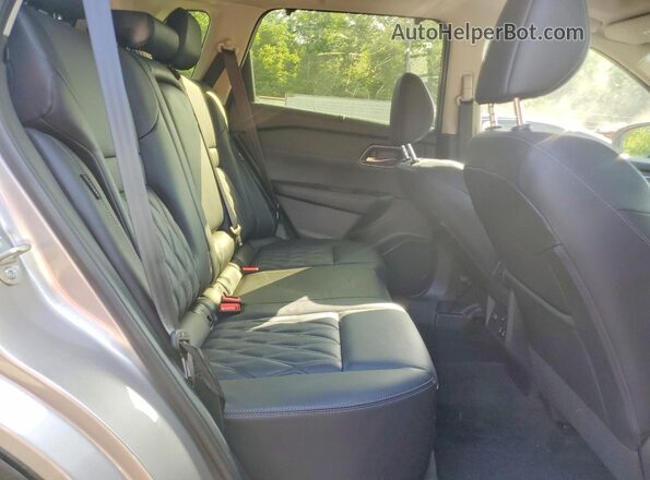 JN8BT3DD8TW294414 2026 NISSAN ROGUE Silver Rear interior view