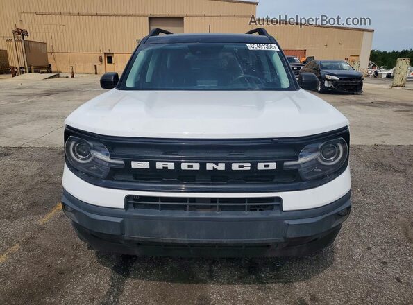 3FMCR9C63MRB08802 2021 FORD BRONCO Белый Вид сзади