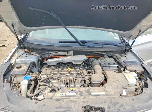 KMHE24L16HA058045 2017 HYUNDAI SONATA Серебряный Вид подкапотного пространства