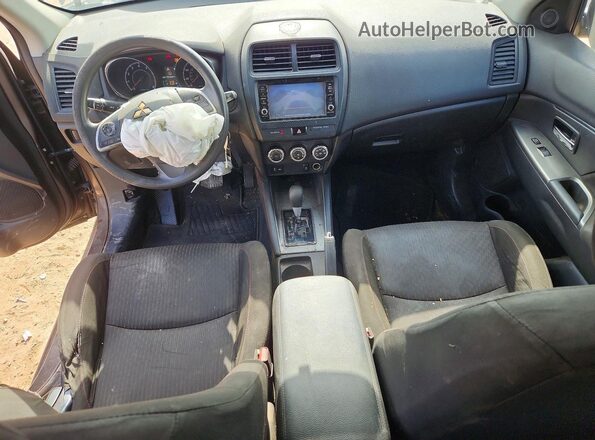 JA4AP3AU4JZ031004 2018 MITSUBISHI OUTLANDER Gray Սարքավորումների վահանակի տեսք