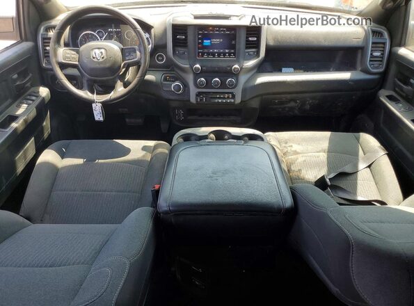 3C6UR4CJ9MG515171 2021 RAM 2500 White ხელსაწყოთა პანელის ხედი