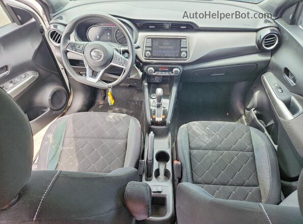 3N1CP5CUXKL471022 2019 NISSAN KICKS White Instrument cluster view