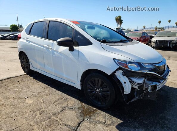 3HGGK5H61JM700253 2018 HONDA FIT White Вид спереду
