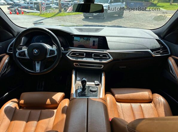 5UXCY6C08N9L59277 2022 BMW X6 Black Dashboard view