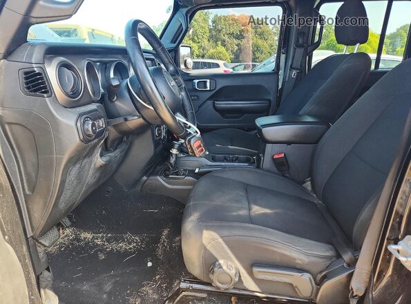 1C4HJXDG4JW147971 2018 JEEP WRANGLER Black Widok deski rozdzielczej
