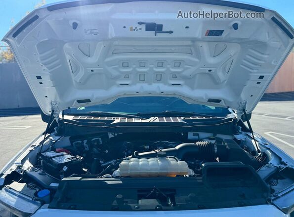 1FTEX1CP9PKF67631 2023 FORD F150 White Widok deski rozdzielczej