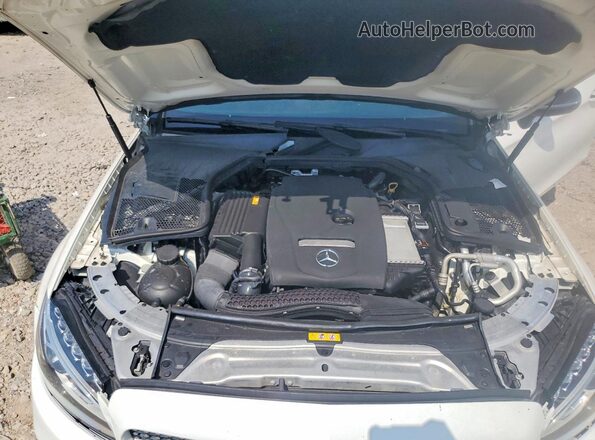 WDDWJ4JB0JF626389 2020 MERCEDES-BENZ C White Vista del compartimento del motor