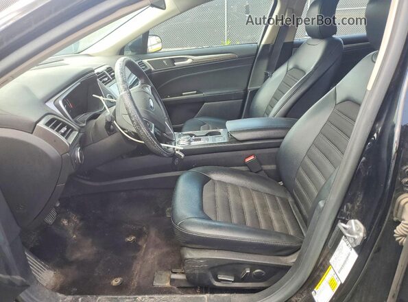 3FA6P0HD2HR270586 2017 FORD FUSION Black Vista del salpicadero
