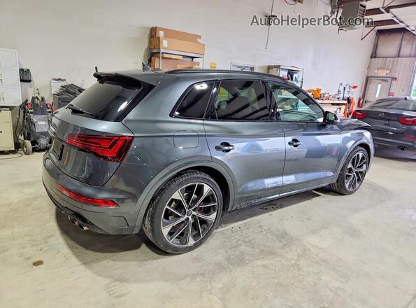 WA1B4AFY5P2036405 2023 AUDI SQ5 Gray Delantero derecho