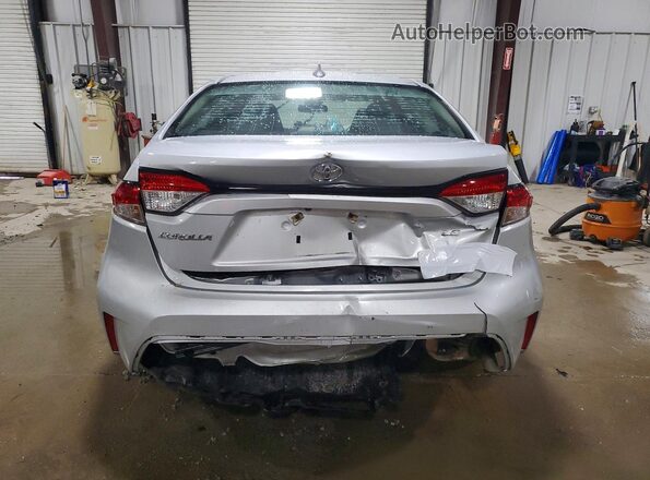5YFEPMAE3NP320462 2022 TOYOTA COROLLA Silver წინა სალონის ხედი