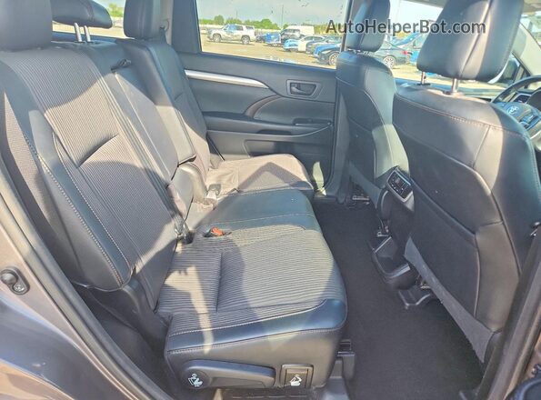 5TDBZRFH0HS414372 2017 TOYOTA HIGHLANDER Серый Вид подкапотного пространства