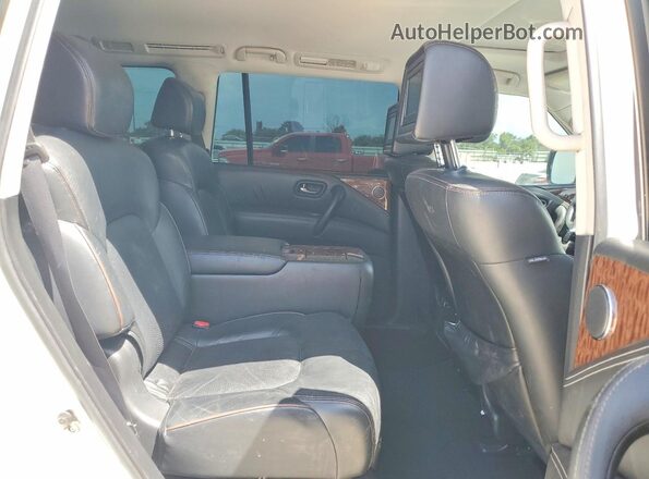 JN8AY2NE0H9700920 2017 NISSAN ARMADA White Շարժիչի բաժամունքի տեսք
