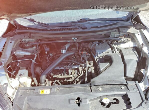JA4ATWAA7NZ051045 2022 MITSUBISHI ECLIPSE Silver Շարժիչի բաժամունքի տեսք