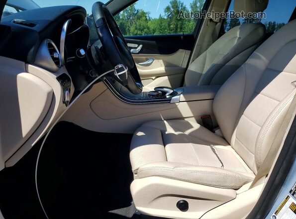 WDC0G4KB5JV082033 2018 MERCEDES-BENZ GLC-CLASS Silver Առջևի վահանակի տեսք