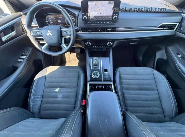 JA4J4UA86PZ035114 2023 MITSUBISHI OUTLANDER Black Вид щитка приладів