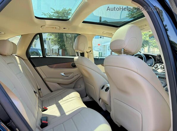 W1N0G8EB3MF965564 2021 MERCEDES-BENZ GLC-CLASS Black Հետևի տեսք