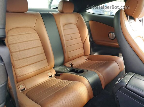 WDDWJ4KB1HF331939 2017 MERCEDES-BENZ C Blue Vista interior trasera