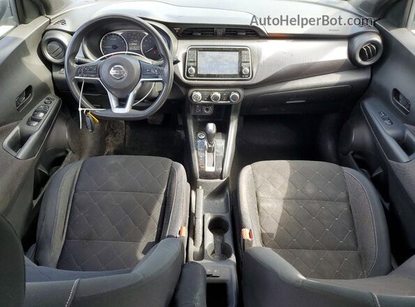 3N1CP5CU4KL563484 2019 NISSAN KICKS Gray Սարքավորումների վահանակի տեսք