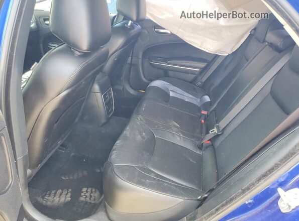 2C3CCAEG5KH659369 2019 CHRYSLER 300 Black Widok wnętrza z tyłu