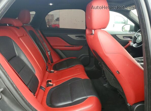 SADCM2BV6HA498253 2017 JAGUAR F-PACE Gray Vista interior trasera