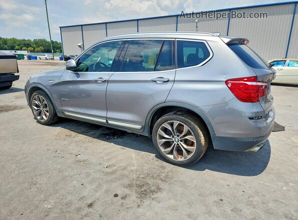5UXWX9C51H0T01582 2017 BMW X3 Silver Trasero derecho