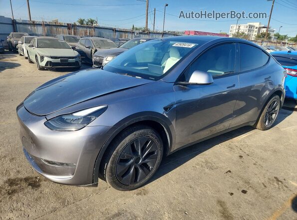 7SAYGDEE7SF240633 2025 TESLA MODEL Серебряный Задняя левая четверть