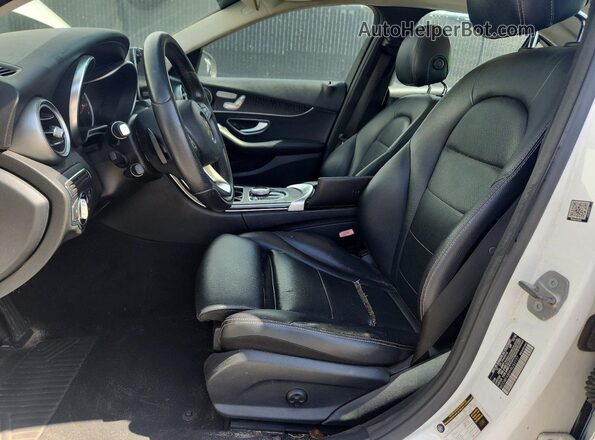 WDDWF4JB9HR252777 2017 MERCEDES-BENZ C White Առջևի վահանակի տեսք