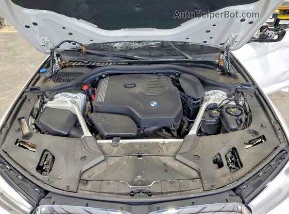 WBA13BJ04NWX83959 2022 BMW 5 SERIES White Շարժիչի բաժամունքի տեսք