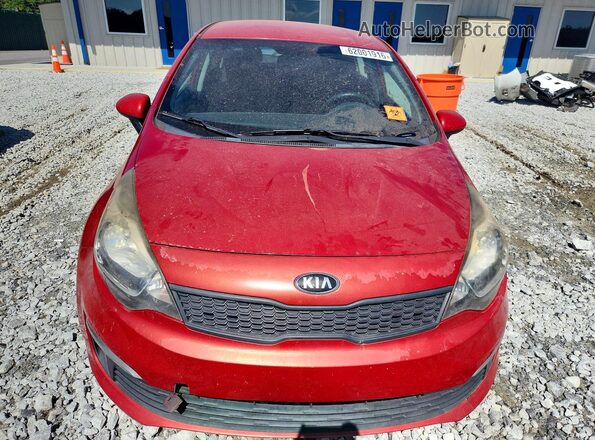 KNADM4A33H6015555 2017 KIA RIO Red Հետևի տեսք
