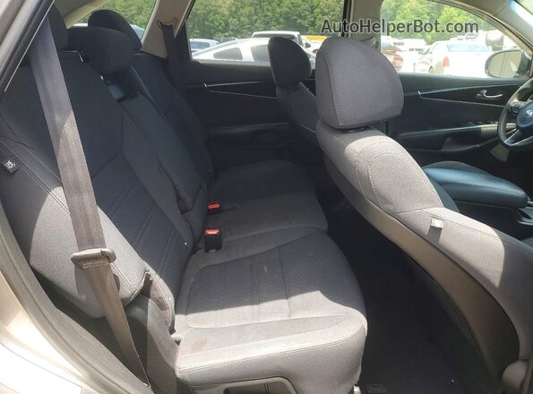 5XYPG4A59JG361301 2018 KIA SORENTO Серебряный Вид подкапотного пространства