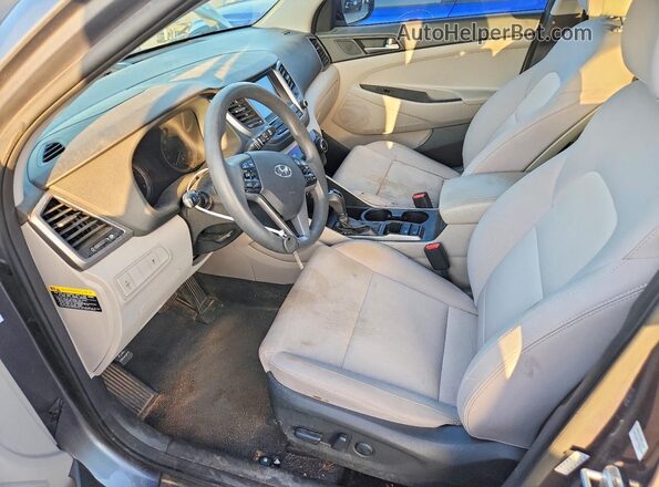 KM8J33A45JU663617 2018 HYUNDAI TUCSON Gray Dashboard view