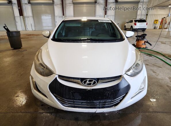 5NPDH4AE3GH668996 2016 HYUNDAI ELANTRA White Rear view