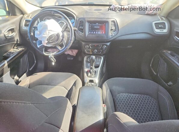 3C4NJDAB1MT554358 2021 JEEP COMPASS Gray ხელსაწყოთა პანელის ხედი