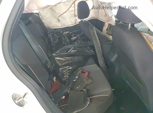 3VWBX7BU8SM005862 2025 VOLKSWAGEN JETTA White უკანა სალონის ხედი