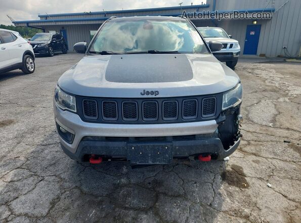 3C4NJDDBXLT195280 2020 JEEP COMPASS Серый Вид сзади