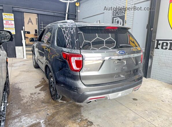 1FM5K8D88HGA45670 2017 FORD EXPLORER Gray Առջևի աջ
