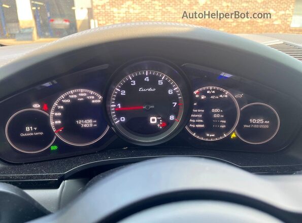 WP1AF2AY7LDA39117 2020 PORSCHE CAYENNE Blue Widok wnętrza z przodu