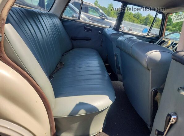 11011010104428 1964 MERCEDES-BENZ 190 White Rear interior view